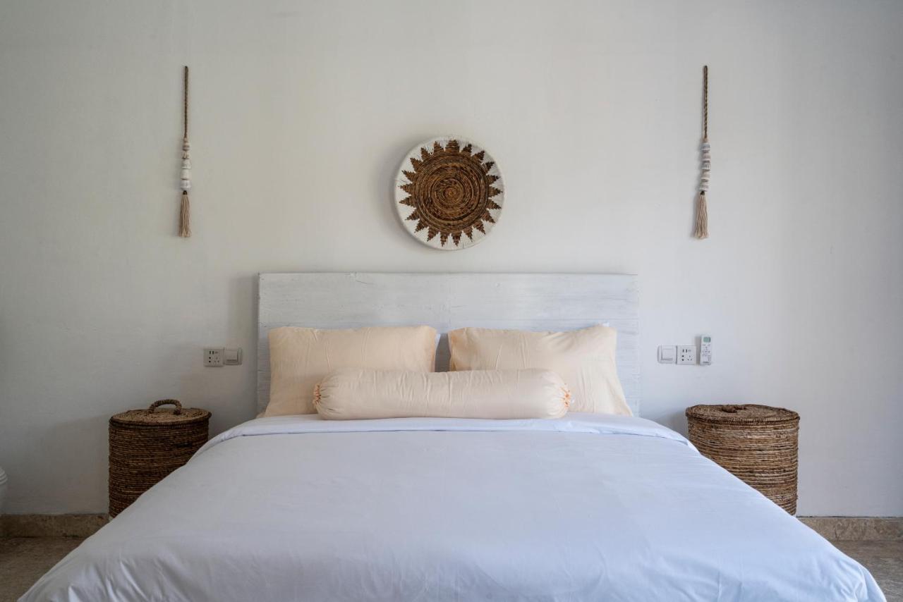 Isaiya Boutique Hotel Canggu  Exterior photo