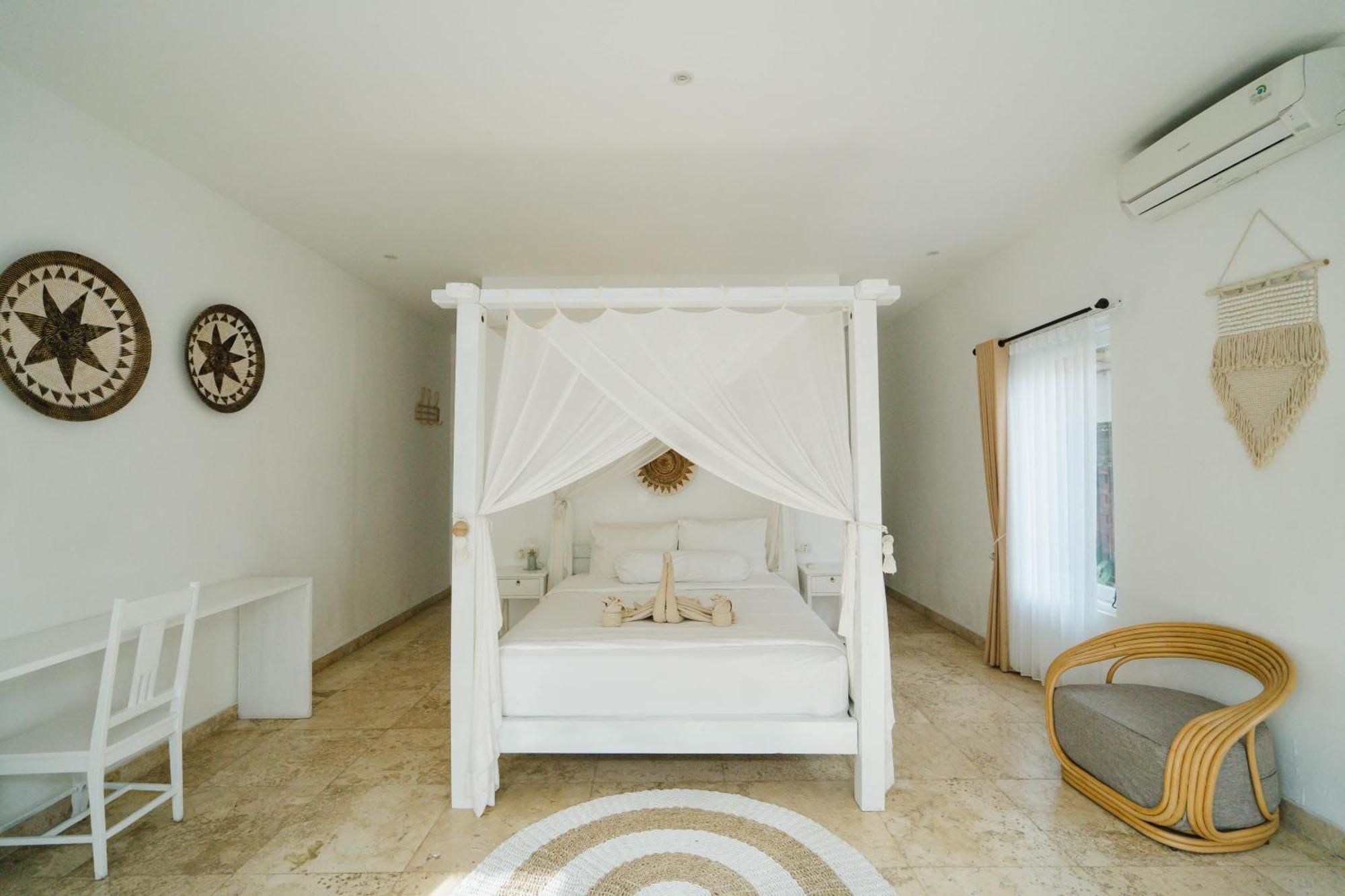 Isaiya Boutique Hotel Canggu  Exterior photo